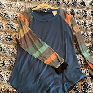 Womens long sleeve shirt